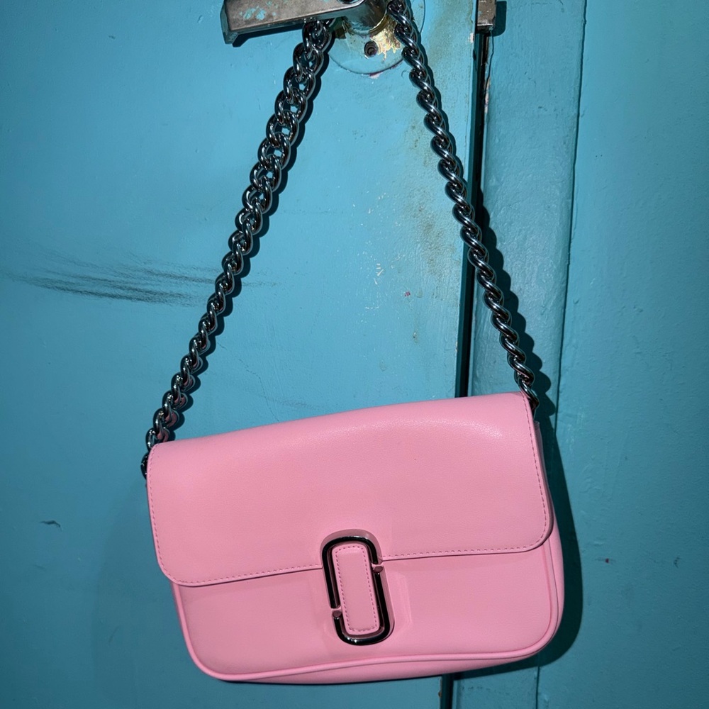 Marc Jacobs Pink shoulder Bag with Chain Strap (large)